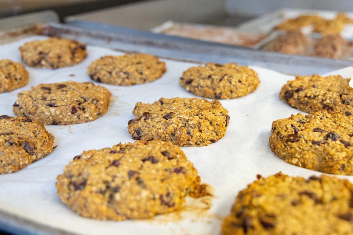 A tray of freshly baked cookies.