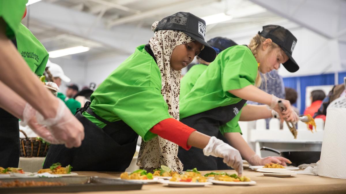 kids cooking during the Jr Iron Chef VT competition